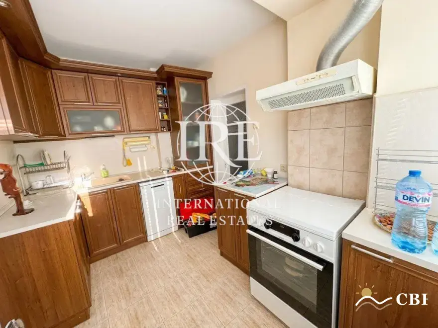 Apartment, 4-room, 100 m², in Varna. Photo 2 of 11. Varna, Black Sea, Bulgaria. Cheap Beach Holiday.