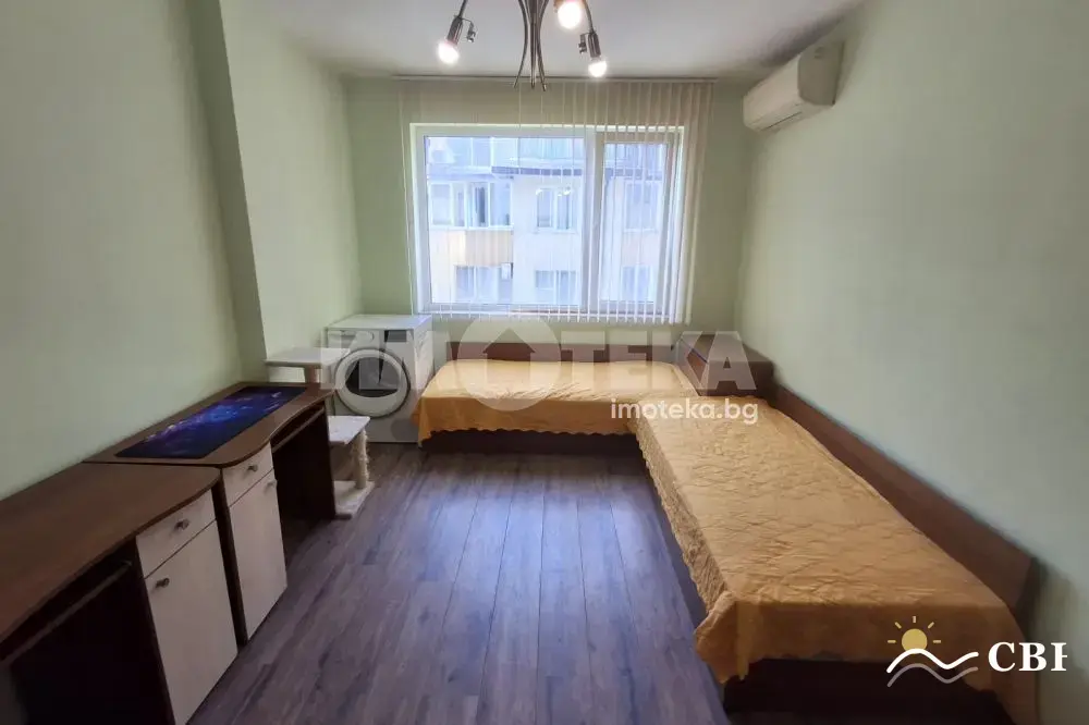 Apartment, 3-room, 90 m², in Varna. Photo 8 of 13. Varna, Black Sea, Bulgaria. Cheap Beach Holiday.