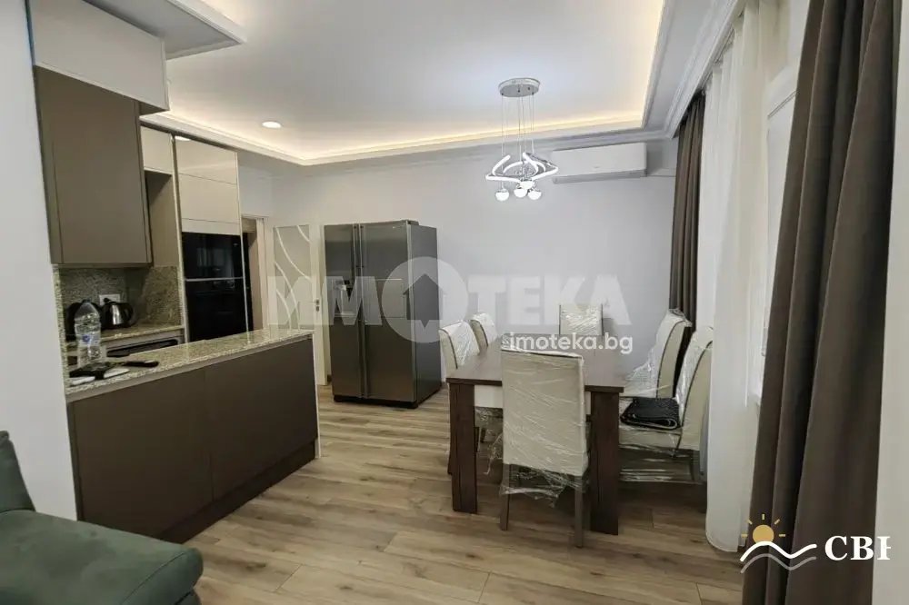 Apartment, 3-room, 92 m², in Varna. Photo 1 of 16. Varna, Black Sea, Bulgaria. Cheap Beach Holiday.