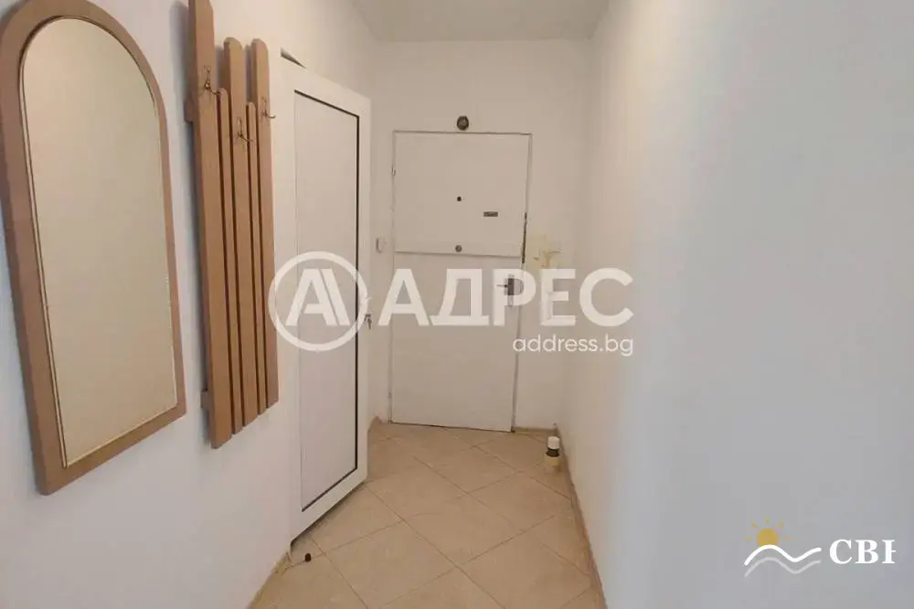 Apartment, 2-room, 70 m², in Burgas. Photo 5 of 7. Burgas, Black Sea, Bulgaria. Cheap Beach Holiday.