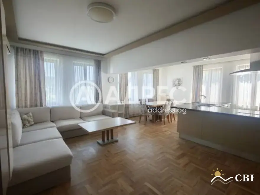 Apartment, 3-room, 115 m², in Varna. Photo 4 of 16. Varna, Black Sea, Bulgaria. Cheap Beach Holiday.
