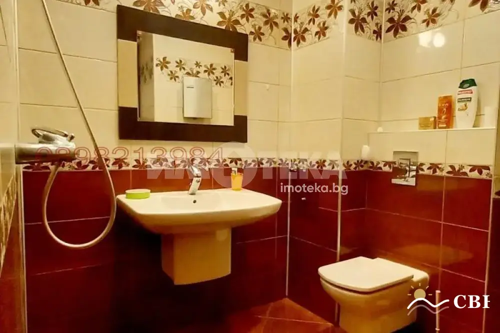 Apartment, 1-room, 100 m², in Burgas. Photo 5 of 16. Burgas, Black Sea, Bulgaria. Cheap Beach Holiday.