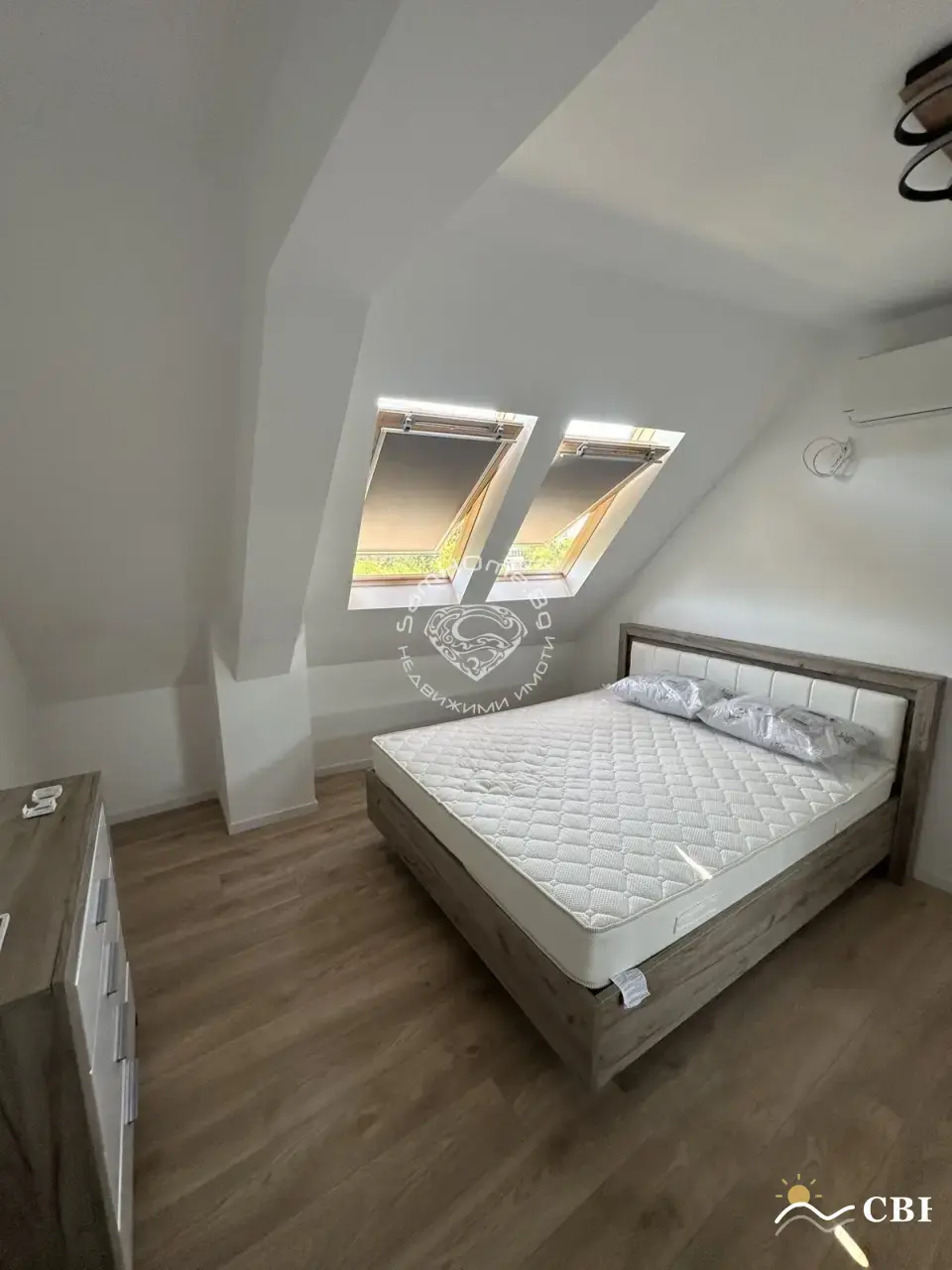 Apartment, 2-room, 115 m², in Izgrev. Photo 3 of 16. Izgrev, Black Sea, Bulgaria. Cheap Beach Holiday.