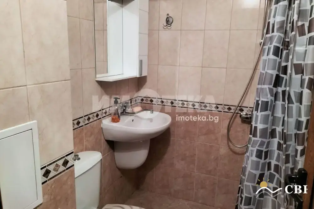 Apartment, 2-room, 58 m², in Gradina. Photo 9 of 11. Gradina, Black Sea, Bulgaria. Cheap Beach Holiday.