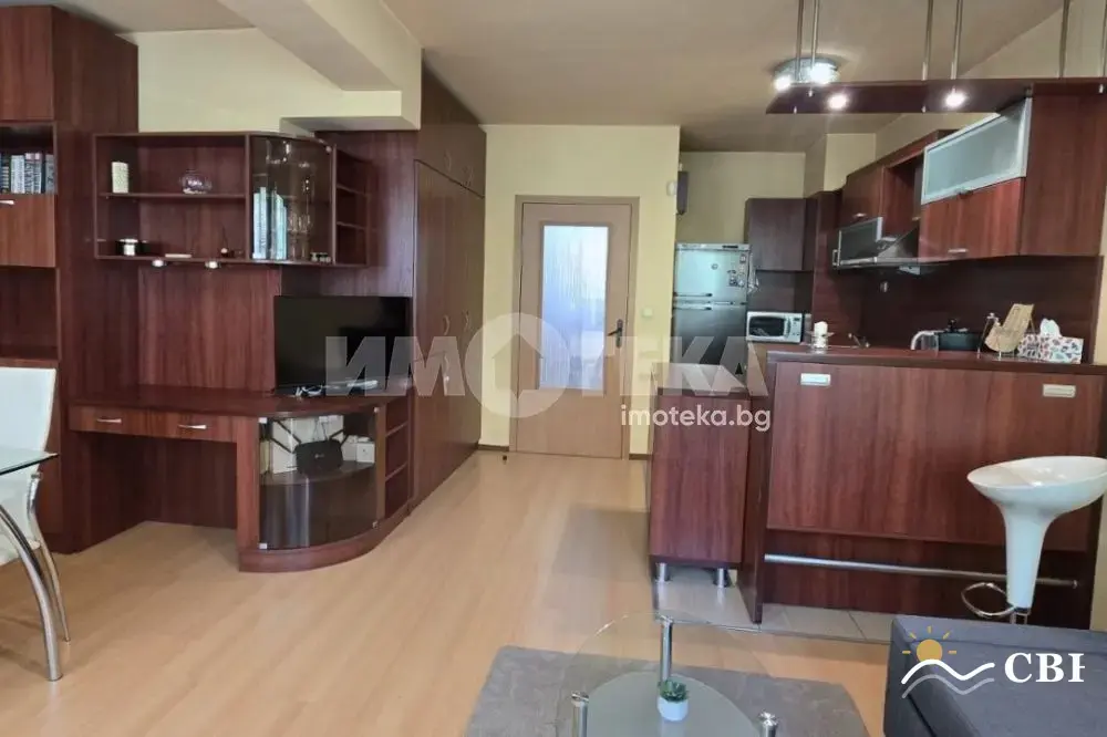 Apartment, 2-room, 65 m², in Varna. Photo 1 of 16. Varna, Black Sea, Bulgaria. Cheap Beach Holiday.