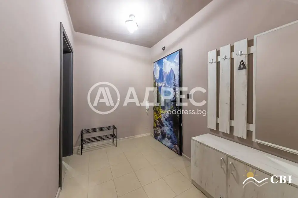 Apartment, 3-room, 80 m², in Varna. Photo 8 of 14. Varna, Black Sea, Bulgaria. Cheap Beach Holiday.