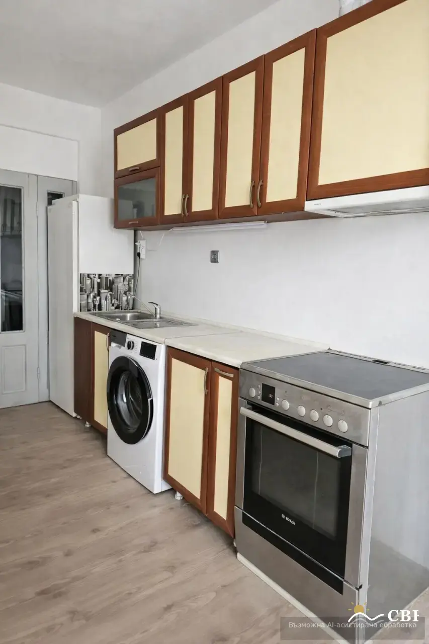 House, 1-room, 80 m², in Varna. Photo 1 of 5. Varna, Black Sea, Bulgaria. Cheap Beach Holiday.