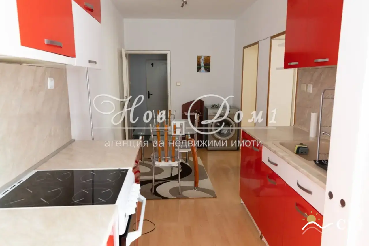 Apartment, 4-room, 100 m², in Varna. Photo 1 of 11. Varna, Black Sea, Bulgaria. Cheap Beach Holiday.