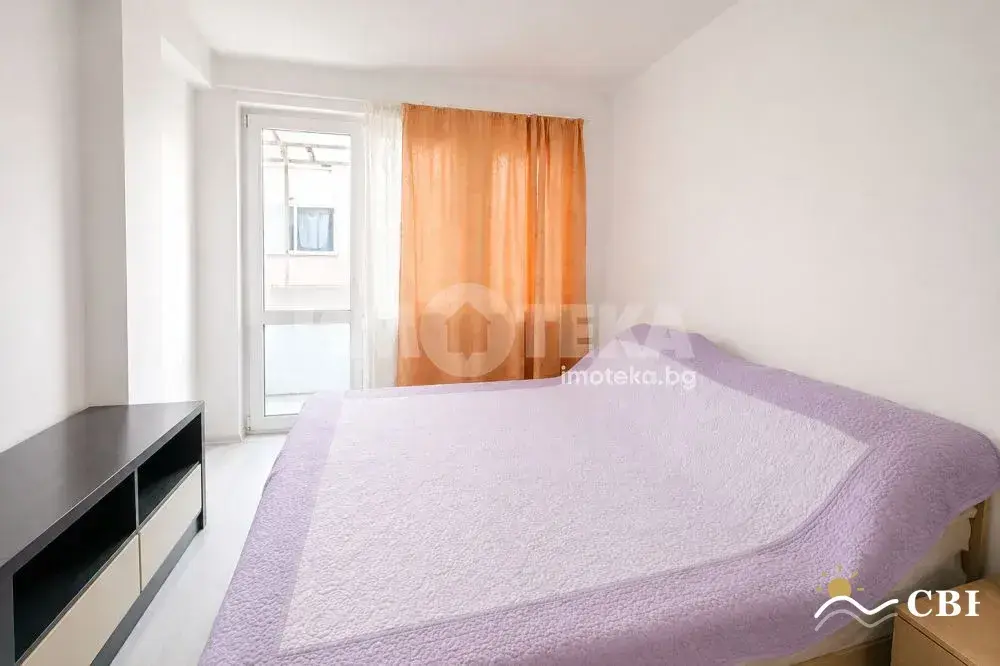 Apartment, 3-room, 78 m², in Varna. Photo 5 of 9. Varna, Black Sea, Bulgaria. Cheap Beach Holiday.