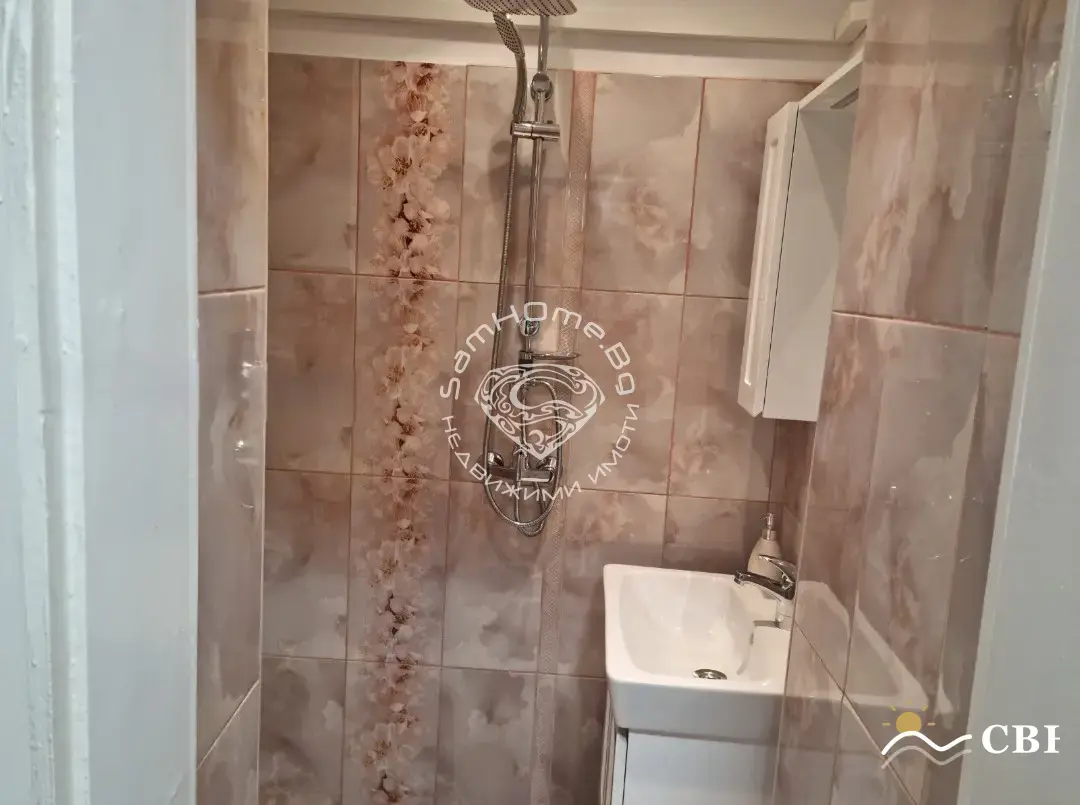 Apartment, 1-room, 50 m², in Varna. Photo 9 of 12. Varna, Black Sea, Bulgaria. Cheap Beach Holiday.