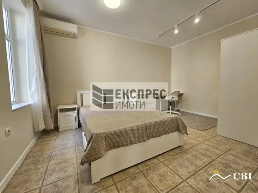 Apartment, 3-room, 75 m², in Varna. Photo 8 of 12. Varna, Black Sea, Bulgaria. Cheap Beach Holiday.
