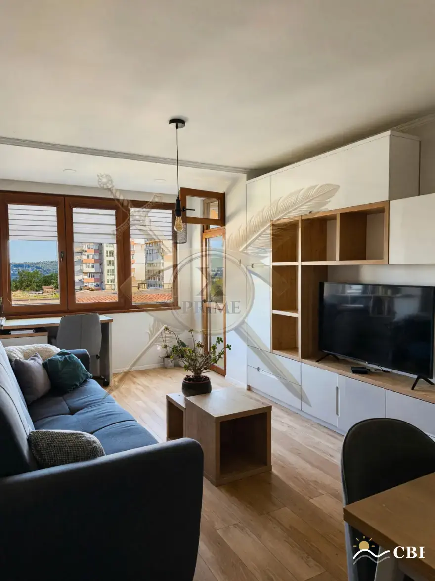 Apartment, 2-room, 65 m², in Varna. Photo 2 of 8. Varna, Black Sea, Bulgaria. Cheap Beach Holiday.