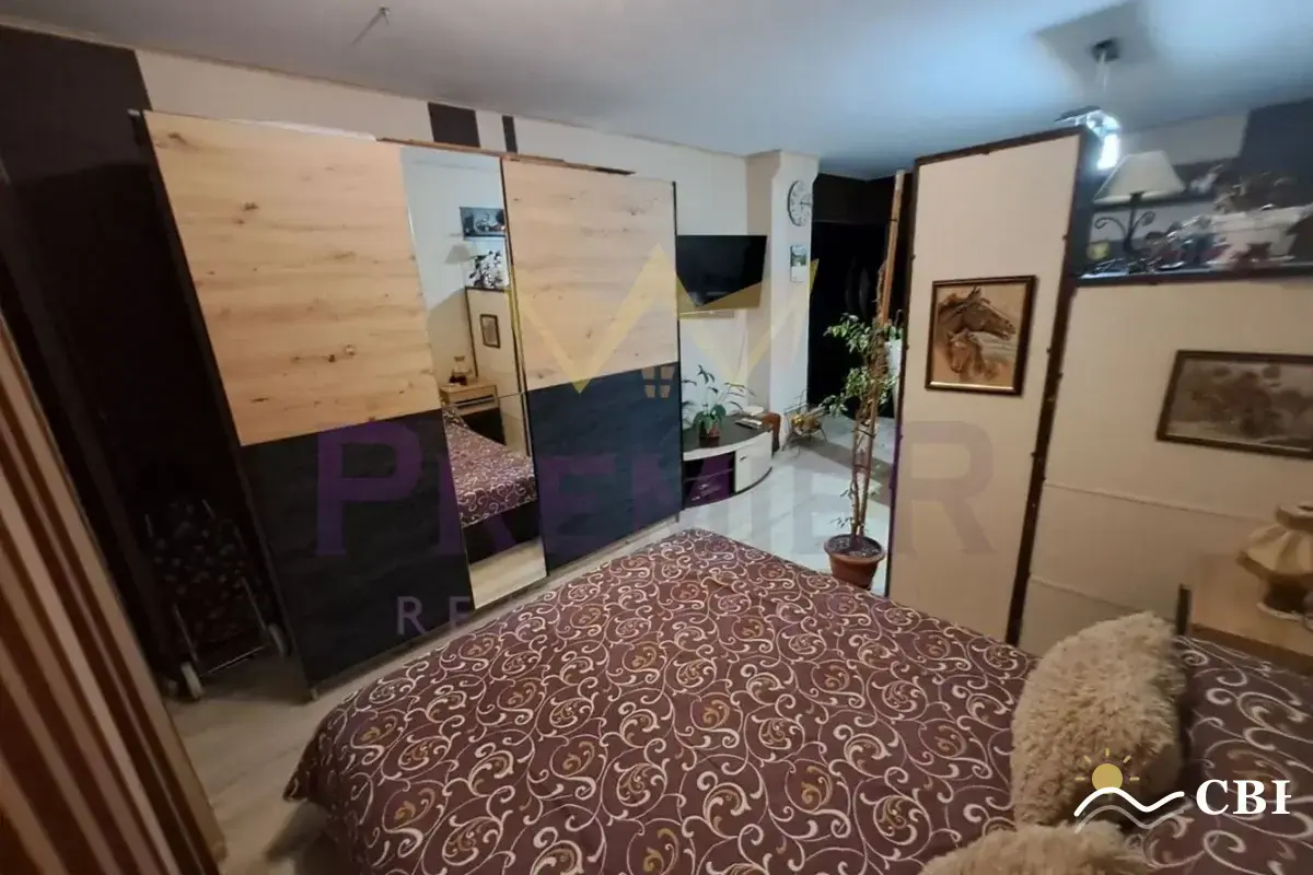 Apartment, 3-room, 61 m², in Varna. Photo 8 of 11. Varna, Black Sea, Bulgaria. Cheap Beach Holiday.