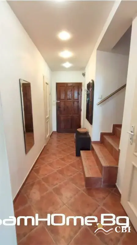 Apartment, 3-room, 175 m², in Varna. Photo 9 of 14. Varna, Black Sea, Bulgaria. Cheap Beach Holiday.