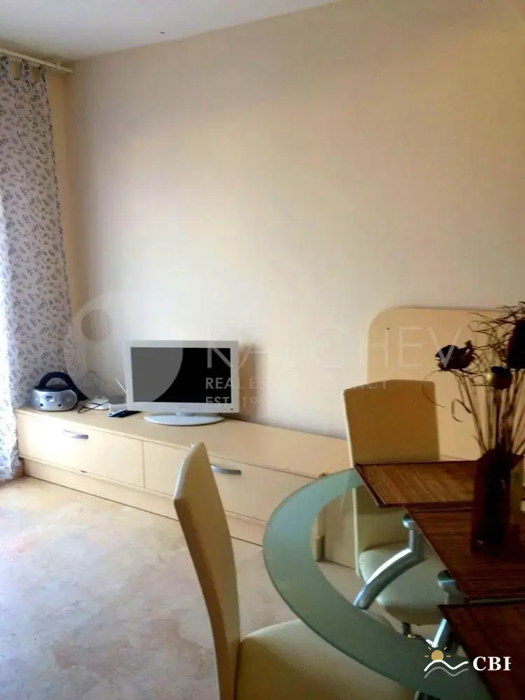 Apartment, 1-room, 80 m², in Kranevo. Photo 3 of 13. Kranevo, Black Sea, Bulgaria. Cheap Beach Holiday.