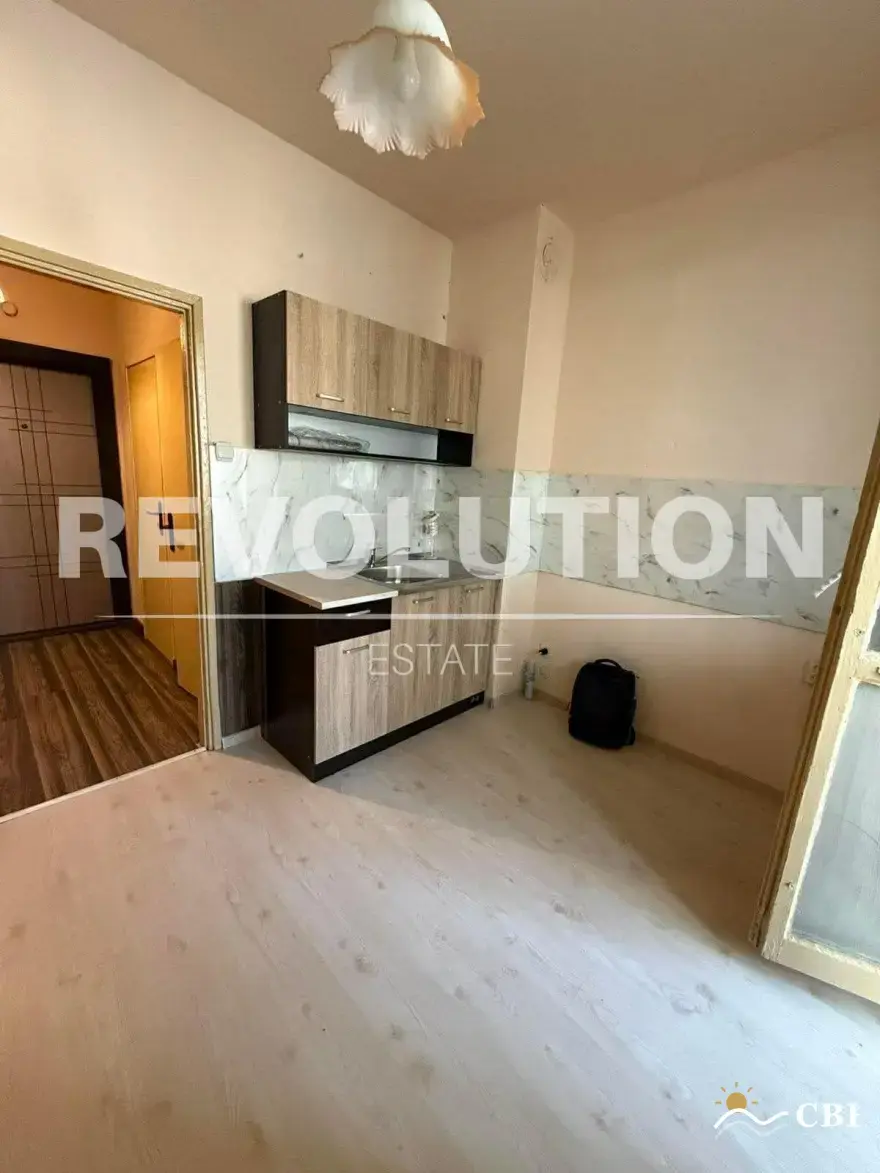 Apartment, 2-room, 45 m², in Varna. Photo 1 of 8. Varna, Black Sea, Bulgaria. Cheap Beach Holiday.