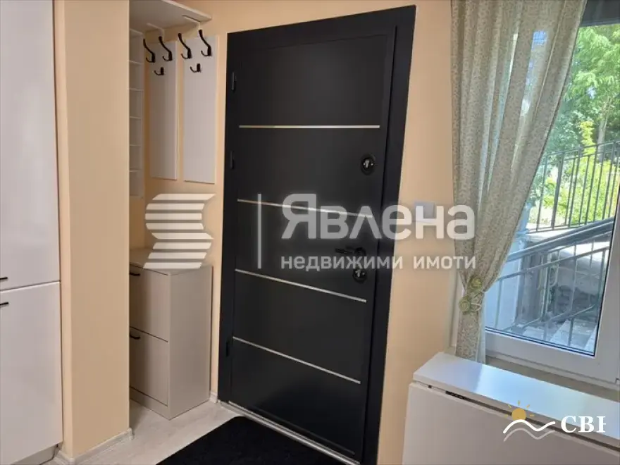 Apartment, 1-room, 25 m², in Burgas. Photo 4 of 8. Burgas, Black Sea, Bulgaria. Cheap Beach Holiday.
