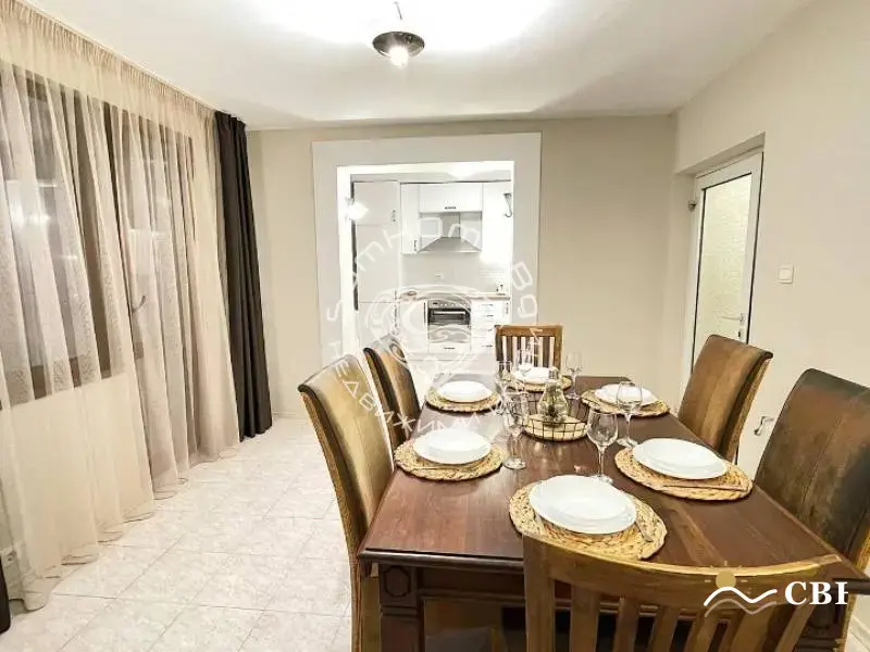 Apartment, 2-room, 135 m², in Varna. Photo 2 of 11. Varna, Black Sea, Bulgaria. Cheap Beach Holiday.