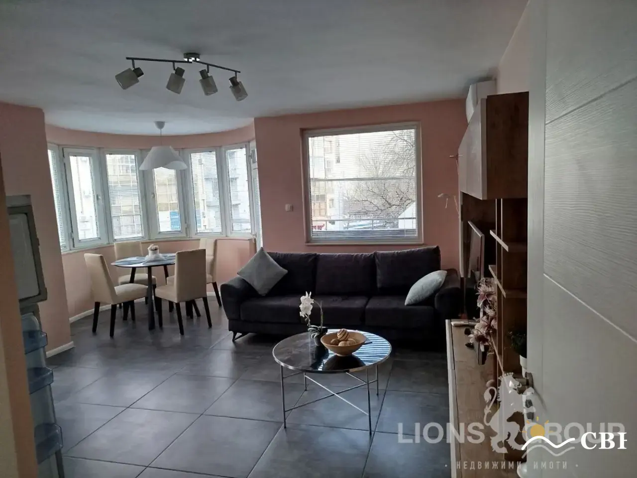 Apartment, 1-room, 58 m², in Varna. Photo 6 of 16. Varna, Black Sea, Bulgaria. Cheap Beach Holiday.