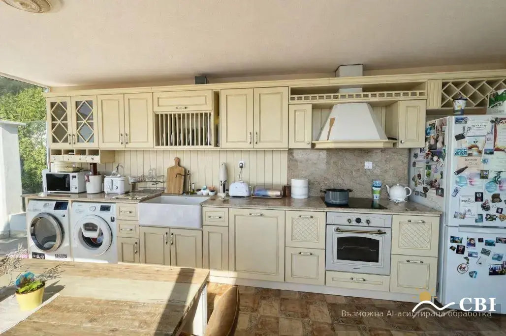 House, 1-room, 200 m², in Varna. Photo 1 of 9. Varna, Black Sea, Bulgaria. Cheap Beach Holiday.