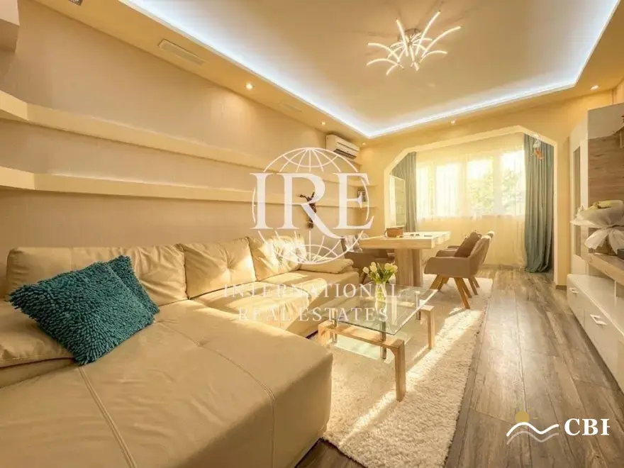 Apartment, 3-room, 82 m², in Varna. Photo 1 of 16. Varna, Black Sea, Bulgaria. Cheap Beach Holiday.