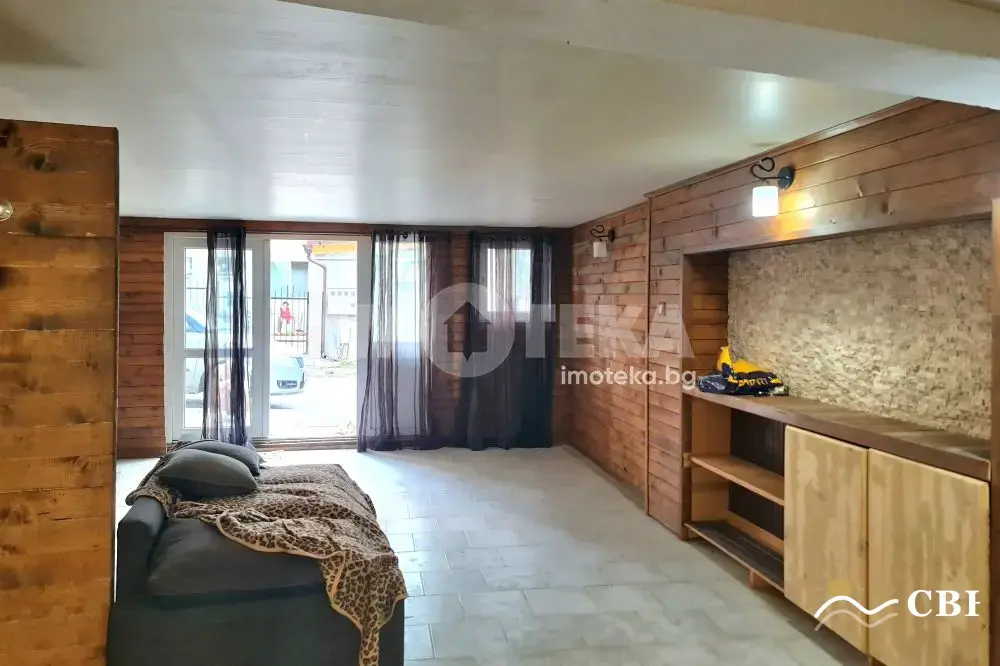 Apartment, 1-room, 45 m², in Varna. Photo 1 of 9. Varna, Black Sea, Bulgaria. Cheap Beach Holiday.