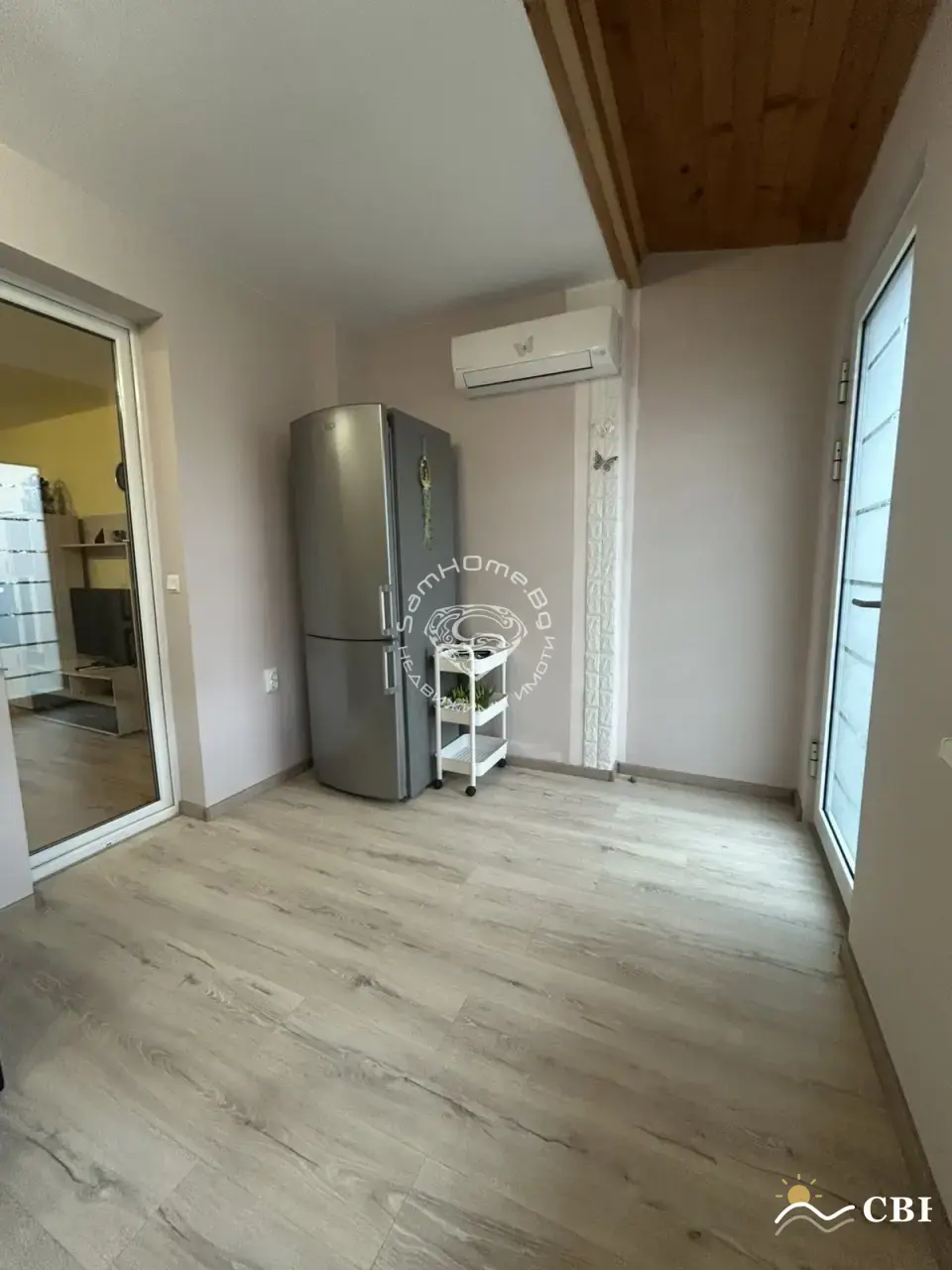 Apartment, 1-room, 60 m², in Golden Sands. Photo 7 of 16. Golden Sands, Black Sea, Bulgaria. Cheap Beach Holiday.