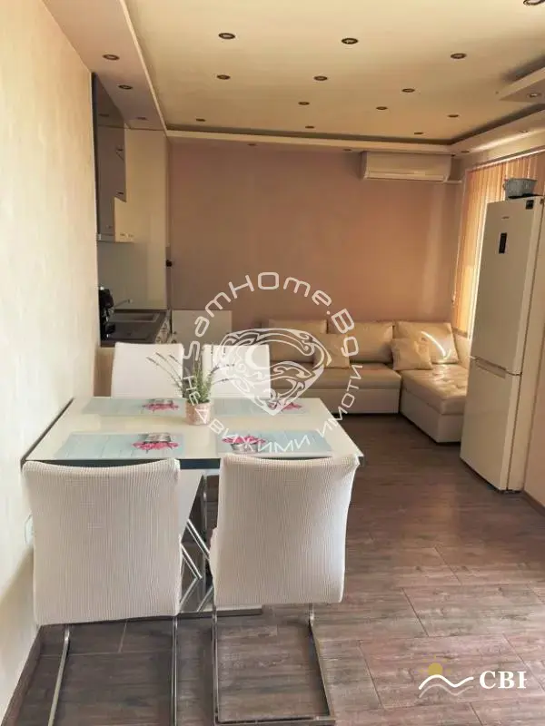 Apartment, 1-room, 65 m², in Varna. Photo 3 of 5. Varna, Black Sea, Bulgaria. Cheap Beach Holiday.