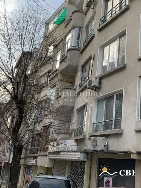 Apartment, 2-room, 40 m², in Burgas. Photo 1 of 13. Burgas, Black Sea, Bulgaria. Cheap Beach Holiday.