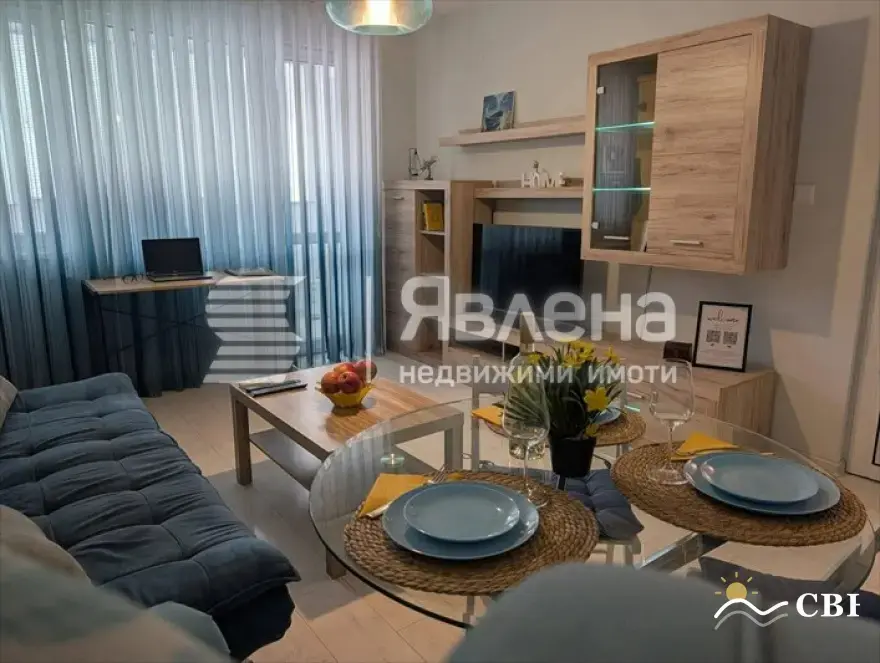 Apartment, 2-room, 60 m², in Burgas. Photo 3 of 12. Burgas, Black Sea, Bulgaria. Cheap Beach Holiday.