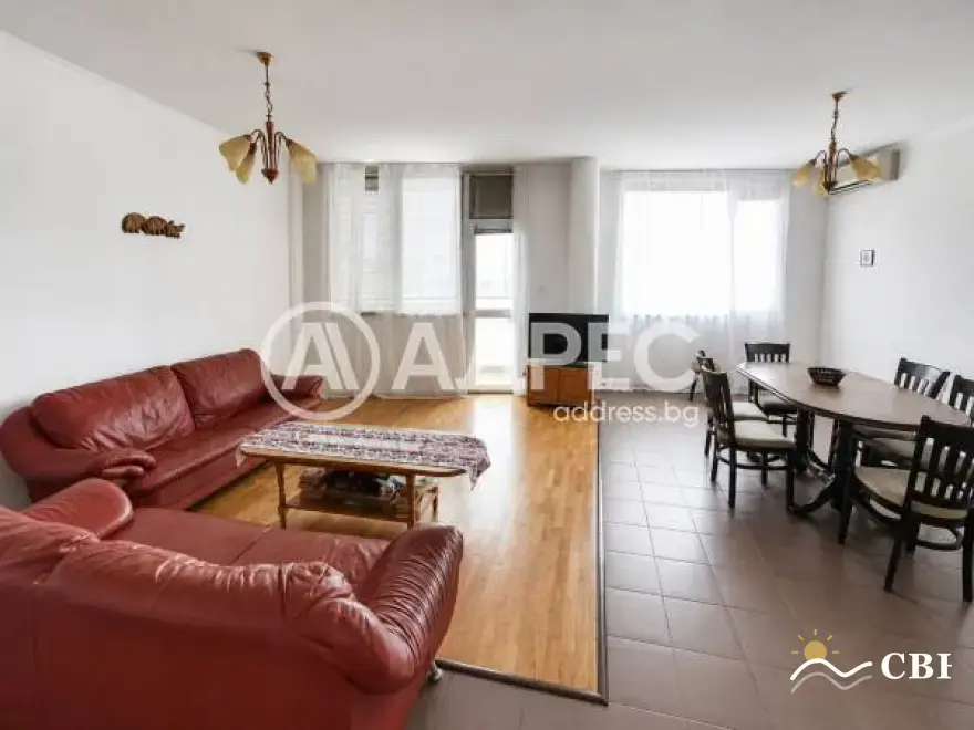 Apartment, 3-room, 140 m², in Varna. Photo 1 of 16. Varna, Black Sea, Bulgaria. Cheap Beach Holiday.