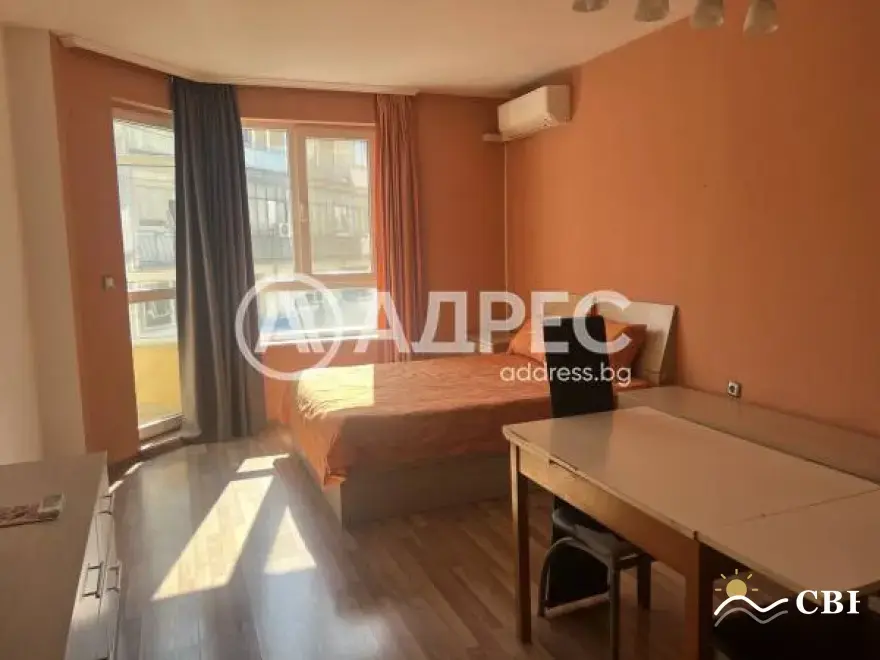 Apartment, 1-room, 40 m², in Varna. Photo 1 of 8. Varna, Black Sea, Bulgaria. Cheap Beach Holiday.