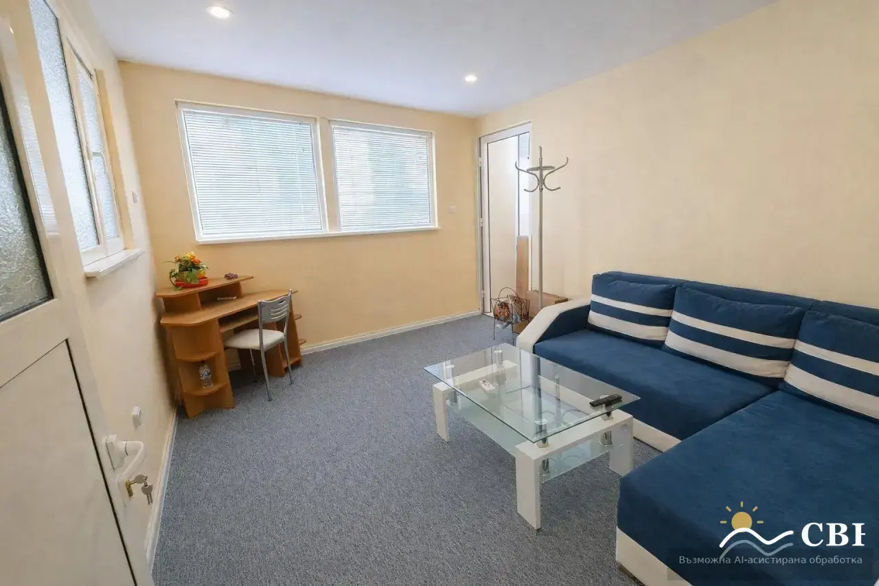 Apartment, 3-room, 80 m², in Varna. Photo 3 of 5. Varna, Black Sea, Bulgaria. Cheap Beach Holiday.