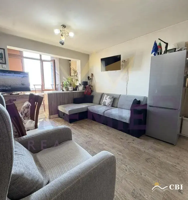 Apartment, 3-room, 60 m², in Varna. Photo 2 of 11. Varna, Black Sea, Bulgaria. Cheap Beach Holiday.