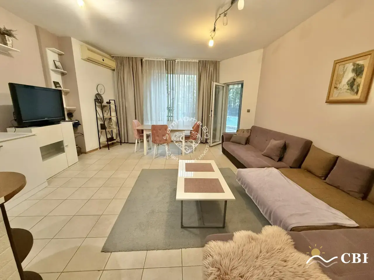 Apartment, 1-room, 120 m², in Varna. Photo 2 of 16. Varna, Black Sea, Bulgaria. Cheap Beach Holiday.