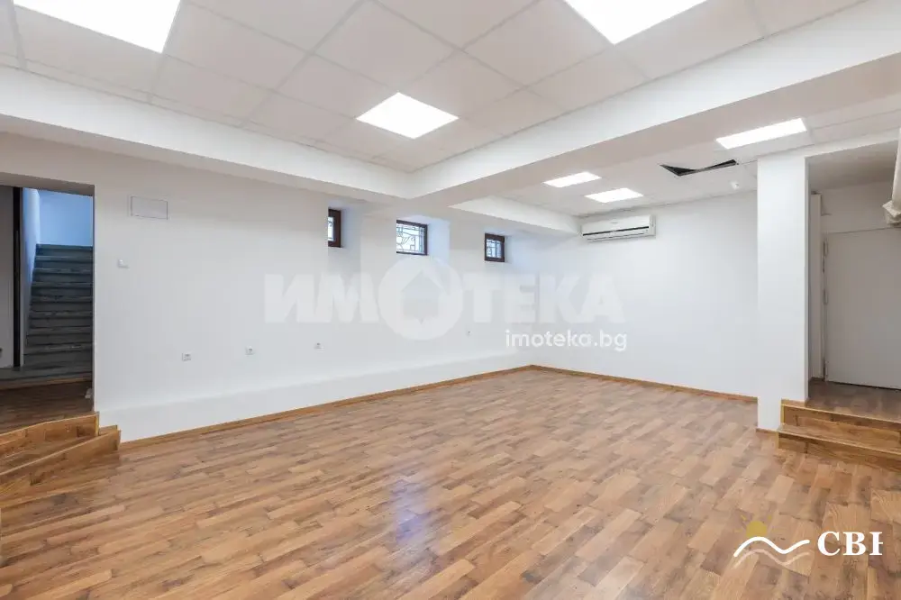 House, 1-room, 1029 m², in Varna. Photo 9 of 13. Varna, Black Sea, Bulgaria. Cheap Beach Holiday.