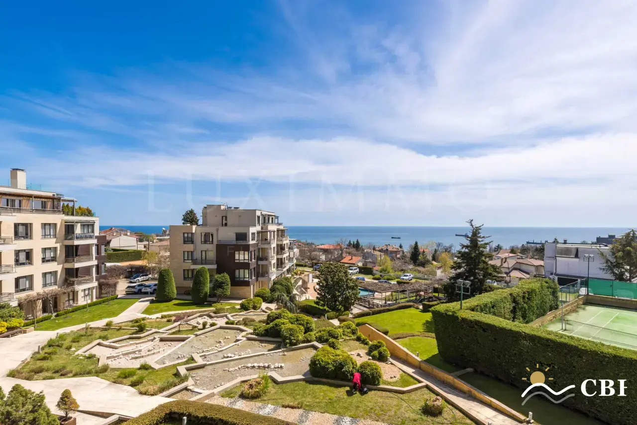 Apartment, 3-room, 116 m², in Varna. Photo 1 of 16. Varna, Black Sea, Bulgaria. Cheap Beach Holiday.