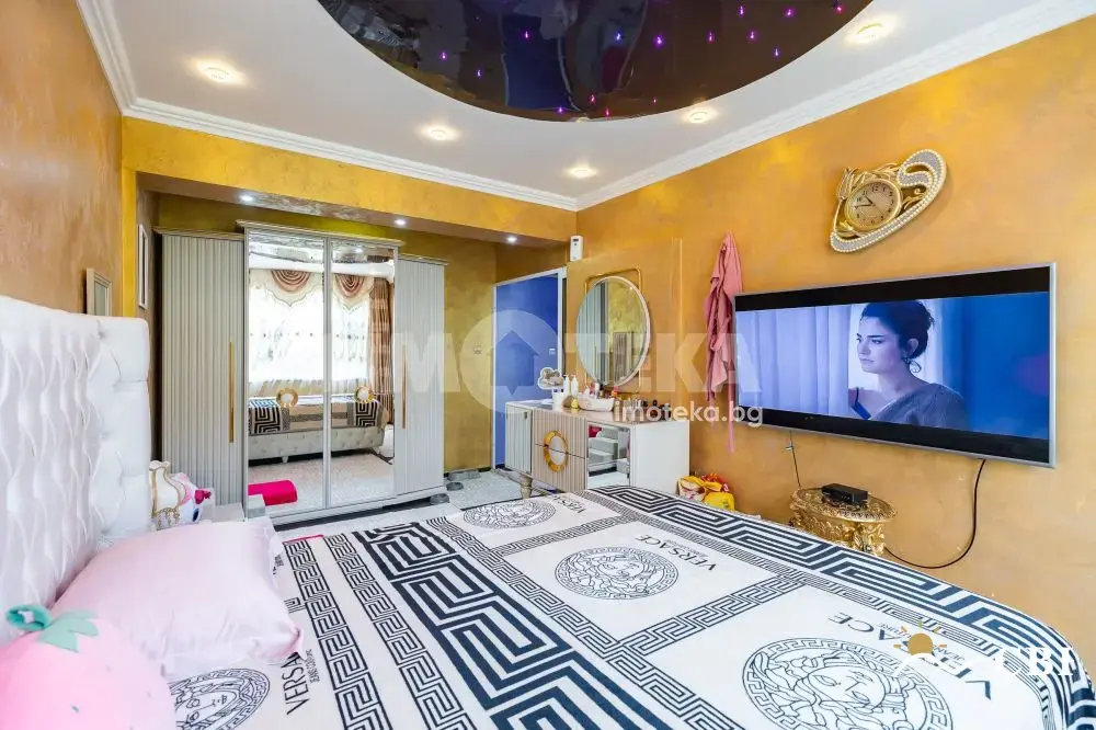 Apartment, 2-room, 60 m², in Varna. Photo 8 of 13. Varna, Black Sea, Bulgaria. Cheap Beach Holiday.