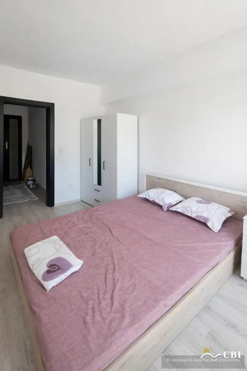 Apartment, 3-room, 90 m², in Varna. Photo 3 of 9. Varna, Black Sea, Bulgaria. Cheap Beach Holiday.