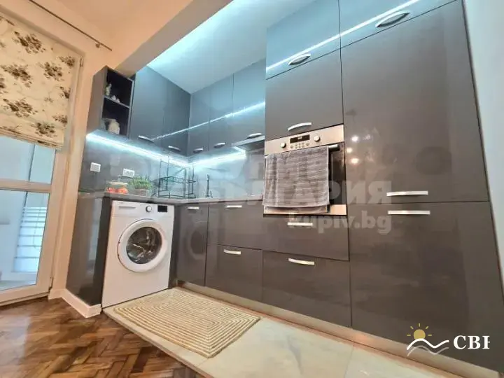 Apartment, 3-room, 79 m², in Varna. Photo 3 of 13. Varna, Black Sea, Bulgaria. Cheap Beach Holiday.
