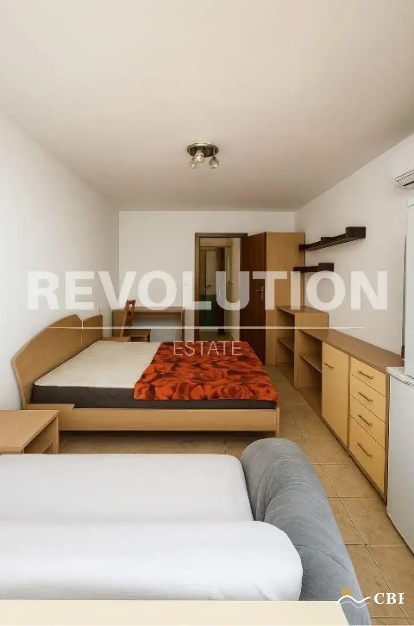Apartment, 1-room, 30 m², in Varna. Photo 2 of 5. Varna, Black Sea, Bulgaria. Cheap Beach Holiday.