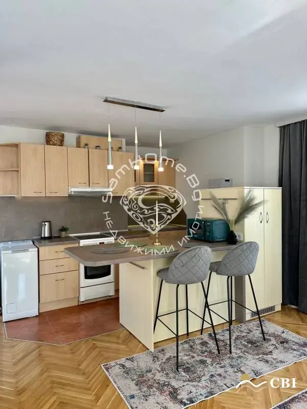 Apartment, 1-room, 90 m², in Varna. Photo 2 of 10. Varna, Black Sea, Bulgaria. Cheap Beach Holiday.