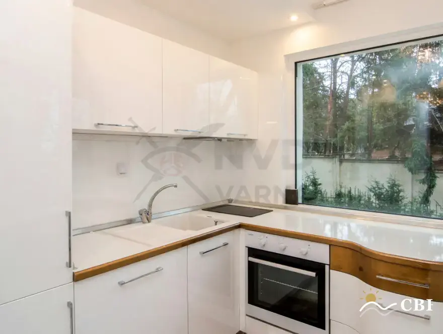 Apartment, 3-room, 90 m², in Varna. Photo 1 of 8. Varna, Black Sea, Bulgaria. Cheap Beach Holiday.