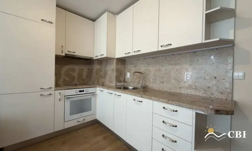 Apartment, 2-room, 60 m², in Burgas. Photo 2 of 9. Burgas, Black Sea, Bulgaria. Cheap Beach Holiday.