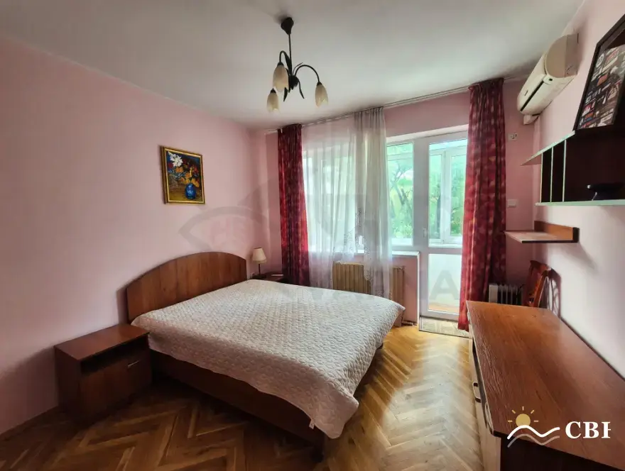 Apartment, 4-room, 100 m², in Varna. Photo 5 of 9. Varna, Black Sea, Bulgaria. Cheap Beach Holiday.