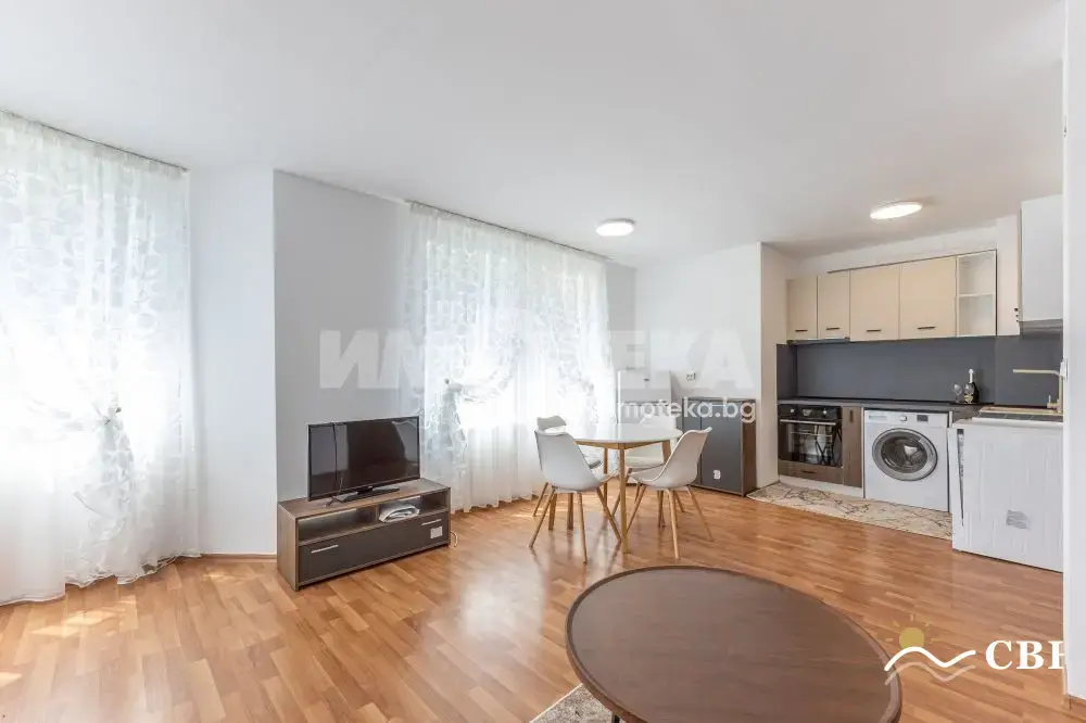 Apartment, 2-room, 60 m², in Varna. Photo 2 of 16. Varna, Black Sea, Bulgaria. Cheap Beach Holiday.
