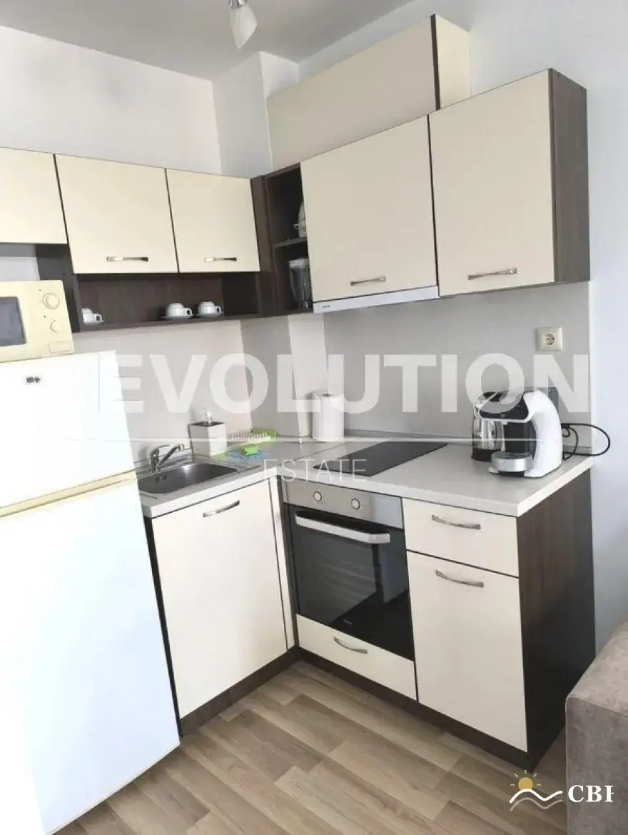 Apartment, 2-room, 77 m², in Varna. Photo 2 of 7. Varna, Black Sea, Bulgaria. Cheap Beach Holiday.