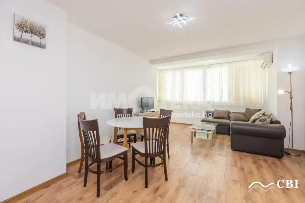 Apartment, 3-room, 80 m², in Varna. Photo 2 of 13. Varna, Black Sea, Bulgaria. Cheap Beach Holiday.