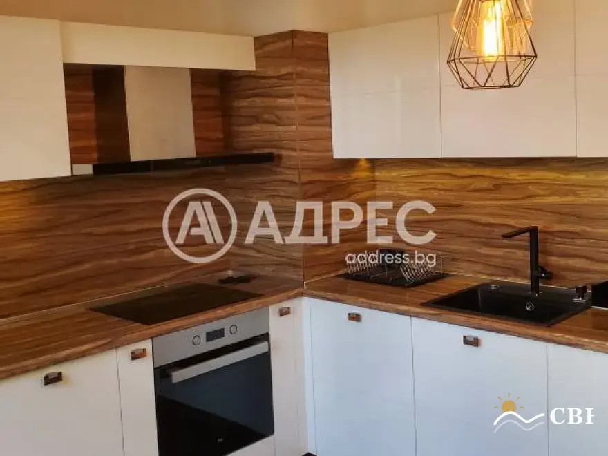 Apartment, 2-room, 65 m², in Burgas. Photo 5 of 8. Burgas, Black Sea, Bulgaria. Cheap Beach Holiday.