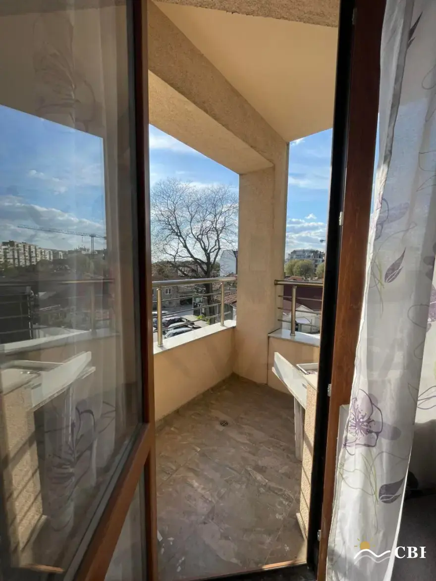 Apartment, 3-room, 92 m², in Varna. Photo 7 of 10. Varna, Black Sea, Bulgaria. Cheap Beach Holiday.